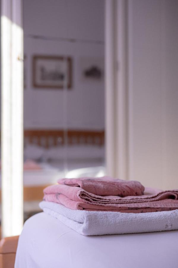 Peaceful Family Apartment, Near Metro Apartamento Roma